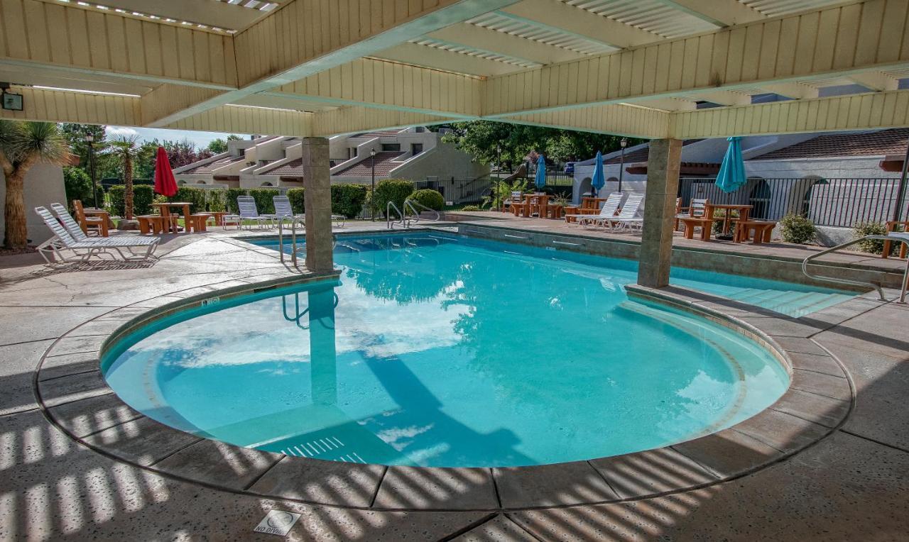 Multi Resorts At Villas At Southgate St. George Exterior foto