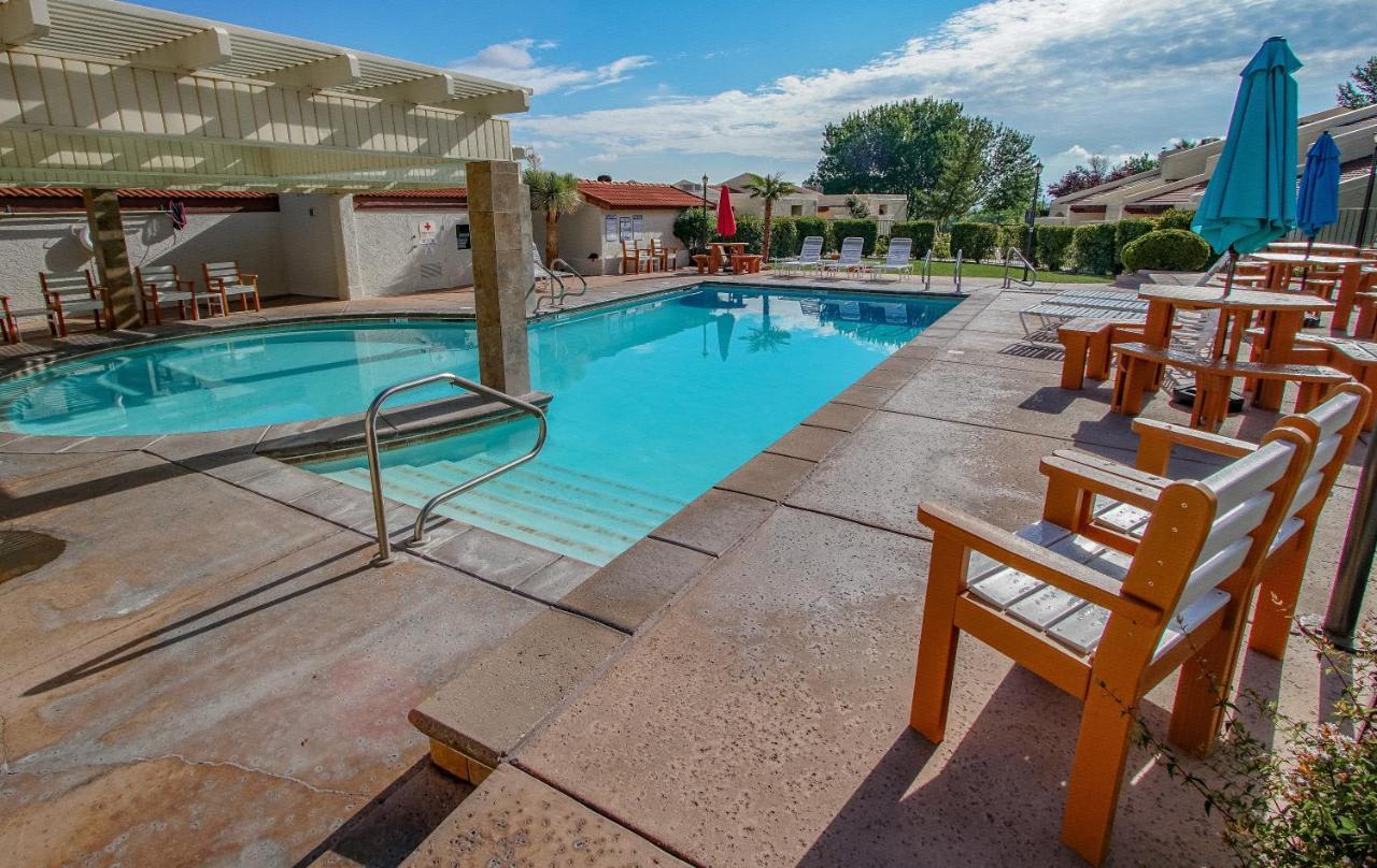 Multi Resorts At Villas At Southgate St. George Exterior foto