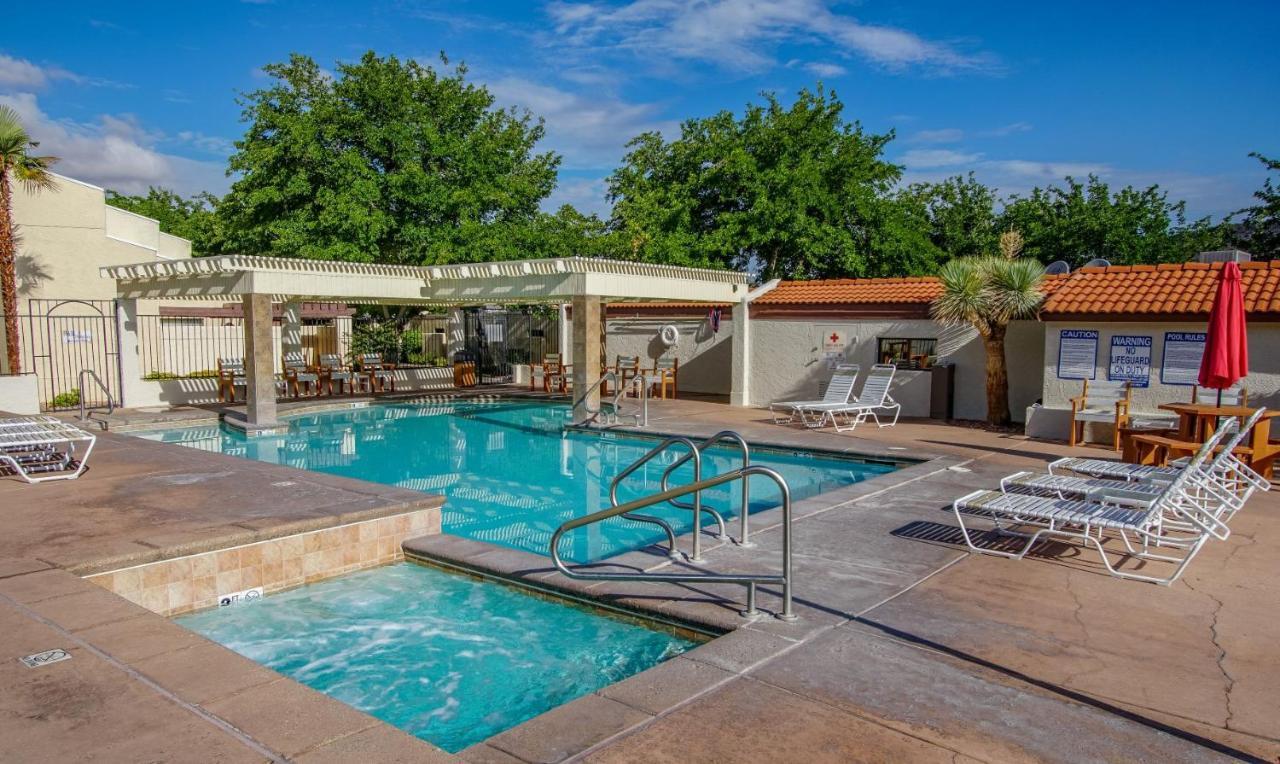 Multi Resorts At Villas At Southgate St. George Exterior foto